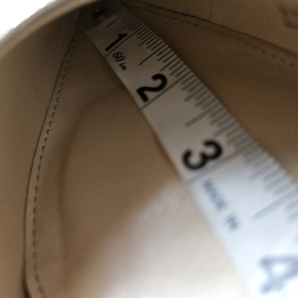 Jessica Simpson Silver Heels - Picture 14 of 15